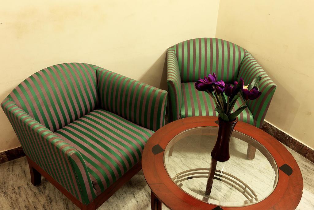 Oyo 1224 New Alipore Kalkutta Exterior foto